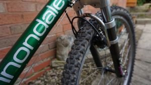 Cannondale classic mountain bike with some interesting features