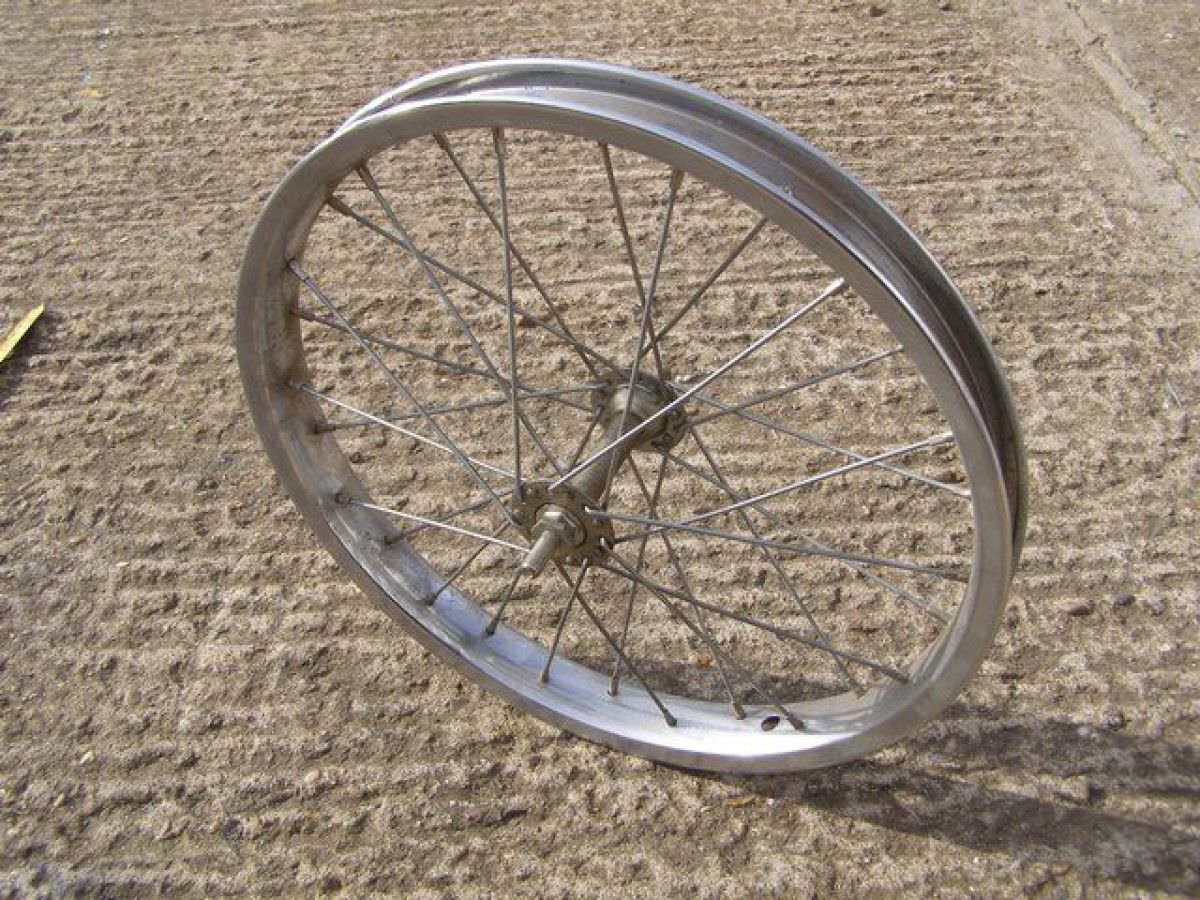 Rigida chrome wheel 16x17.5x2 (Incl P&P)
