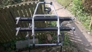 THULE TWIN CYCLE RACK (reduced)