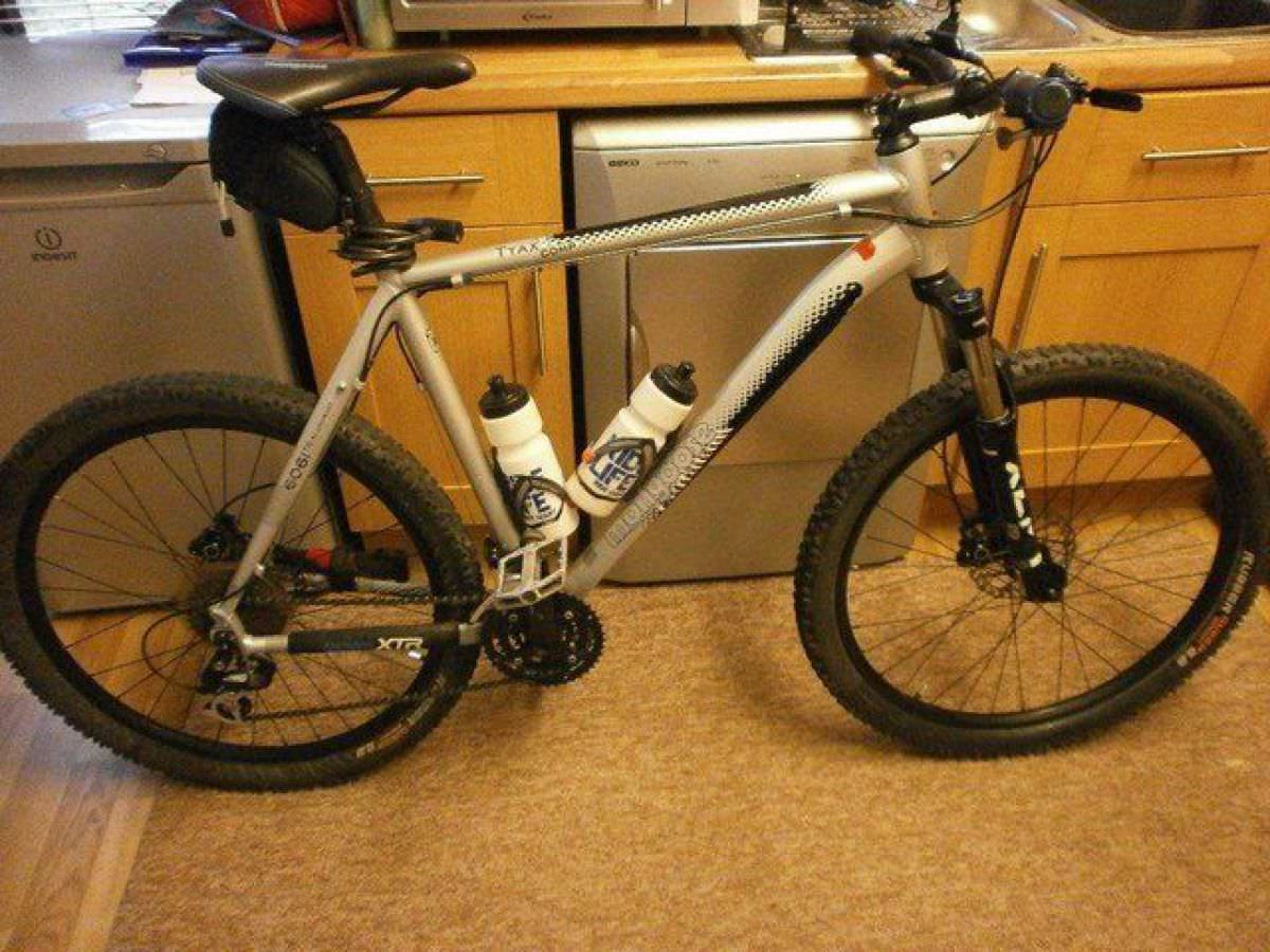xl frame mongoose mountain bike