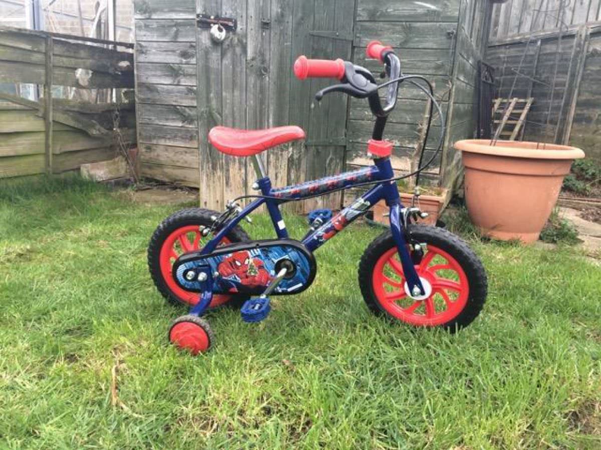 Boys Spiderman Bike - 12" (3 - 5 years)