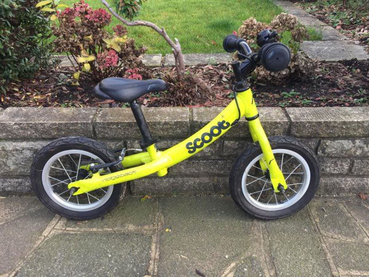 Scoot balance bike