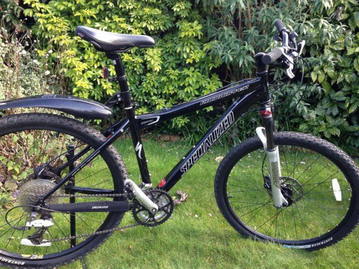 Specialized Rockhopper mountain bike for sale – excellent co