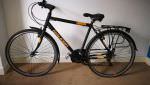 Mens Raleigh Loxley Hybrid bike. used twice, perfect.