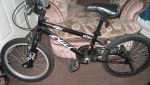 boys bike to suit 6-9 yrs